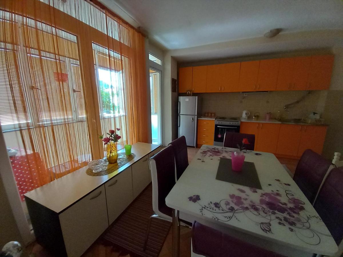 Apartment Biljana โอครีด ภายนอก รูปภาพ